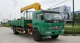 東風(fēng)多利卡隨車(chē)起重運輸車(chē)圖片