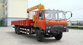 東風(fēng)后雙橋隨車(chē)起重運輸車(chē)圖片